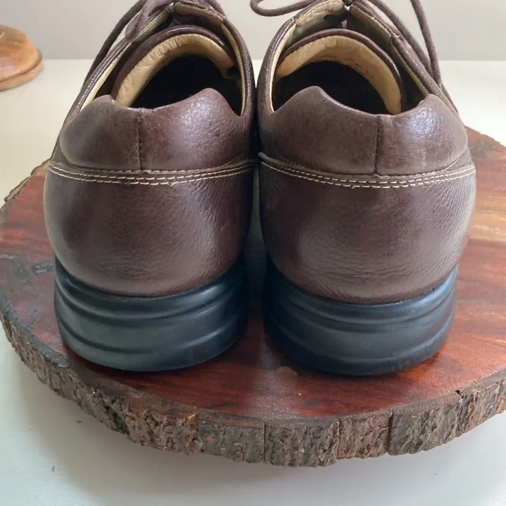 JOHNSTON & MURPHY 9.5 Wide Shuler Bicycle Unisex Oxford Dress Shoe